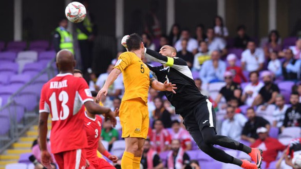 Đương kim vô địch Úc thua sốc Jordan ở trận ra quân Asian Cup 2019 - Ảnh 1. Đương kim vô địch Úc thua sốc Jordan ở trận ra quân Asian Cup 2019 - Ảnh 1.