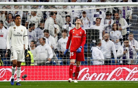 Kền kền trắng nhận trái đắng ở Bernabeu - Ảnh 2. Kền kền trắng nhận trái đắng ở Bernabeu - Ảnh 2.