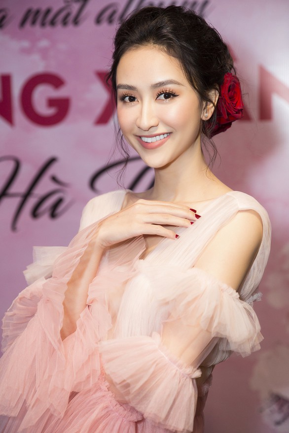 Hà Thu e dè giới thiệu album Nàng xuân - Ảnh 1. Hà Thu e dè giới thiệu album Nàng xuân - Ảnh 1.