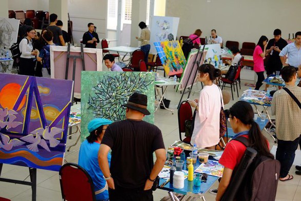 Triển lãm và workshop mỹ thuật quốc tế Hà Nội một kết nối nghệ thuật - Ảnh 1. Triển lãm và workshop mỹ thuật quốc tế Hà Nội một kết nối nghệ thuật - Ảnh 1.
