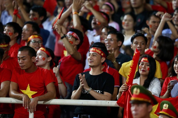 FOX Sports khen Quang Hải, nhận định Việt Nam vượt trội Malaysia - Ảnh 2. FOX Sports khen Quang Hải, nhận định Việt Nam vượt trội Malaysia - Ảnh 2.