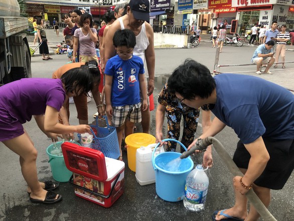 Nhà máy nước Sông Đà dừng cấp nước, nhiều khu vực của Hà Nội mất nước - Ảnh 1. Nhà máy nước Sông Đà dừng cấp nước, nhiều khu vực của Hà Nội mất nước - Ảnh 1.