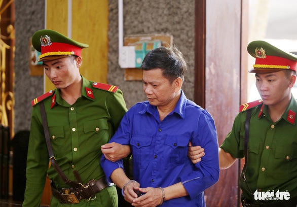 Yêu cầu 27 nhân chứng quan trọng đến tòa xử vụ gian lận thi cử ở Sơn La - Ảnh 1. Yêu cầu 27 nhân chứng quan trọng đến tòa xử vụ gian lận thi cử ở Sơn La - Ảnh 1.