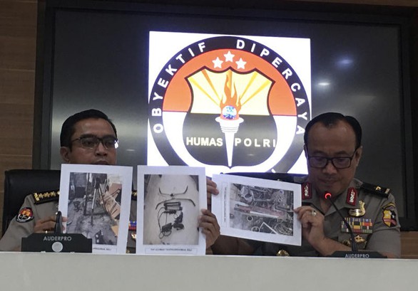 Indonesia phá âm mưu đánh bom lễ nhậm chức tổng thống bằng độc tố cực mạnh arbin - Ảnh 1. Indonesia phá âm mưu đánh bom lễ nhậm chức tổng thống bằng độc tố cực mạnh arbin - Ảnh 1.