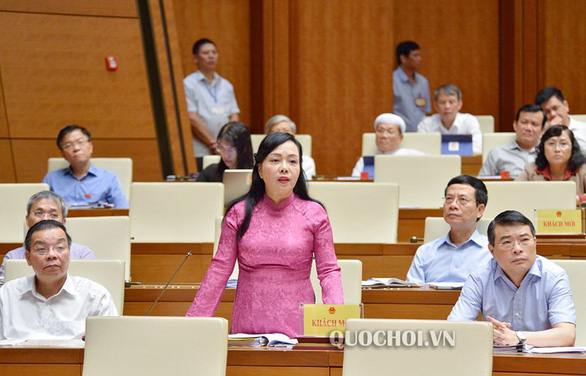 Miễn nhiệm Bộ trưởng Nguyễn Thị Kim Tiến ngày 25-11, chưa phê chuẩn người thay - Ảnh 2. Miễn nhiệm Bộ trưởng Nguyễn Thị Kim Tiến ngày 25-11, chưa phê chuẩn người thay - Ảnh 2.