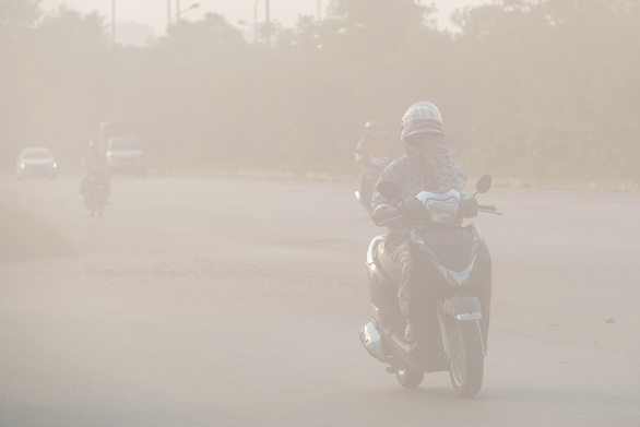 Đợt ô nhiễm không khí trầm trọng ở Hà Nội sắp kết thúc chưa? - Ảnh 1. Đợt ô nhiễm không khí trầm trọng ở Hà Nội sắp kết thúc chưa? - Ảnh 1.