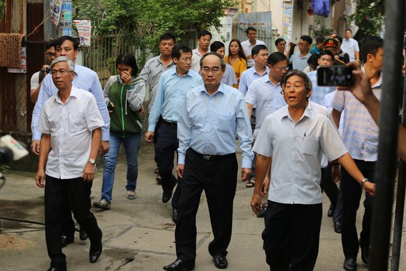 Bí thư Nguyễn Thiện Nhân kiểm tra công trình trái phép của phó chủ tịch HĐND Thủ Đức - Ảnh 2. Bí thư Nguyễn Thiện Nhân kiểm tra công trình trái phép của phó chủ tịch HĐND Thủ Đức - Ảnh 2.