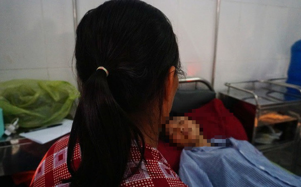 Nữ sinh bị đánh hội đồng ở Hưng Yên kiện gia đình học sinh đánh mình - Ảnh 1.