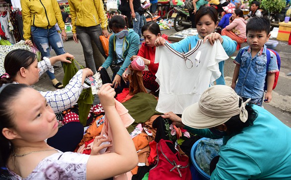 Chúng tôi không hiểu vì sao phải làm thêm ngày thứ bảy - Ảnh 1. Chúng tôi không hiểu vì sao phải làm thêm ngày thứ bảy - Ảnh 1.