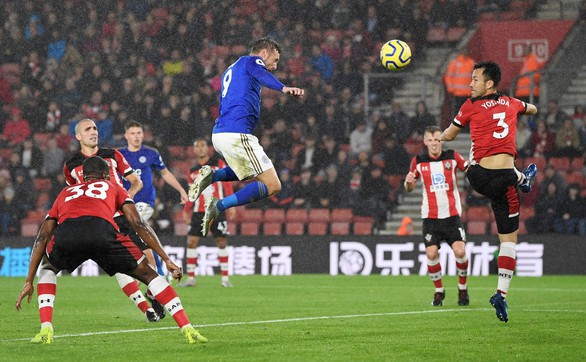 Thắng Southampton 9-0, Leicester lập hàng loạt kỉ lục ở Premier League - Ảnh 2. Thắng Southampton 9-0, Leicester lập hàng loạt kỉ lục ở Premier League - Ảnh 2.