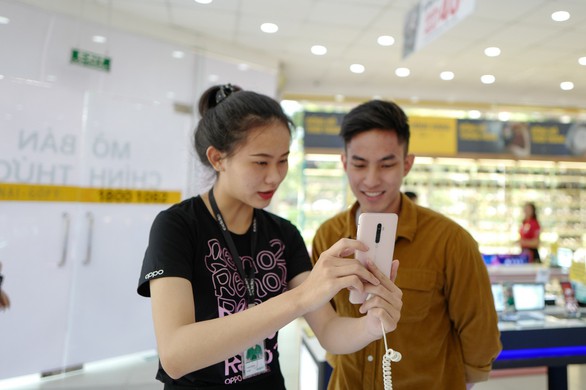 Reno2 và Reno2 F mở bán - đánh dấu một hình ảnh mới của OPPO - Ảnh 5. Reno2 và Reno2 F mở bán - đánh dấu một hình ảnh mới của OPPO - Ảnh 5.