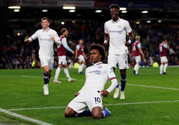Pulisic lập hat-trick, Chelsea hạ gục Burnley trên sân Turf Moor - Ảnh 3. Pulisic lập hat-trick, Chelsea hạ gục Burnley trên sân Turf Moor - Ảnh 3.
