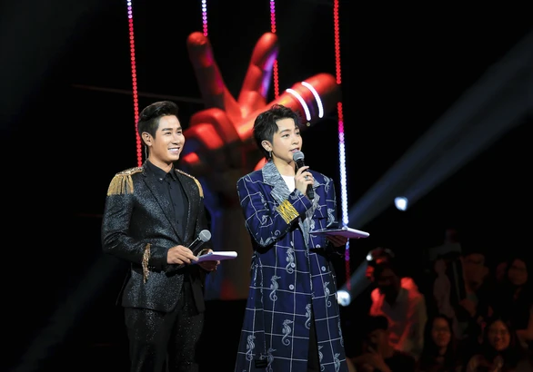 Nguyên Khang xin lỗi do đọc nhầm tên quán quân The Voice Kids 2019 - Ảnh 2. Nguyên Khang xin lỗi do đọc nhầm tên quán quân The Voice Kids 2019 - Ảnh 2.