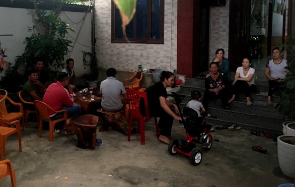 Một gia đình tại Quảng Bình trình báo có con bị mất liên lạc khi đi Anh - Ảnh 1. Một gia đình tại Quảng Bình trình báo có con bị mất liên lạc khi đi Anh - Ảnh 1.