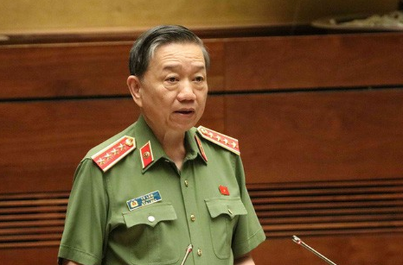 Bộ trưởng Tô Lâm: Các gia đình bình tĩnh chờ kết quả từ cơ quan chức năng - Ảnh 1. Bộ trưởng Tô Lâm: Các gia đình bình tĩnh chờ kết quả từ cơ quan chức năng - Ảnh 1.