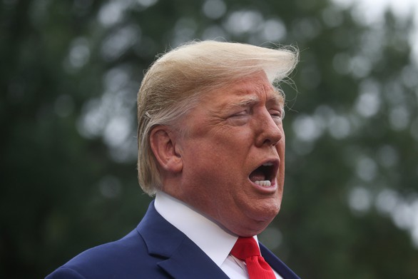 Ông Trump nói thẳng Trung Quốc cũng nên điều tra Joe Biden - Ảnh 1. Ông Trump nói thẳng Trung Quốc cũng nên điều tra Joe Biden - Ảnh 1.