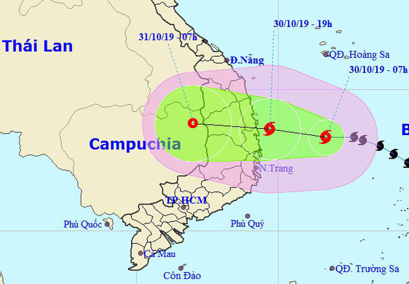 Bão số 5 mạnh lên, khả năng đổ bộ Quảng Ngãi - Khánh Hòa tối nay 30-10 - Ảnh 1.