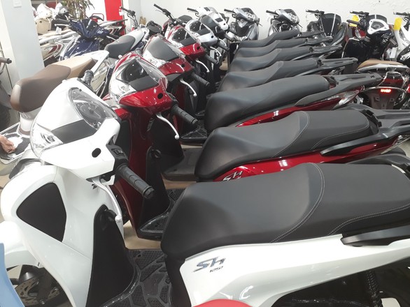 Xe Honda SH có đang bị thổi giá? - Ảnh 1. Xe Honda SH có đang bị thổi giá? - Ảnh 1.