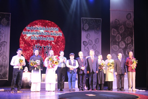 Liên hoan quốc tế sân khấu thử nghiệm 2019 mở màn với vở Nhật thực - Ảnh 2. Liên hoan quốc tế sân khấu thử nghiệm 2019 mở màn với vở Nhật thực - Ảnh 2.