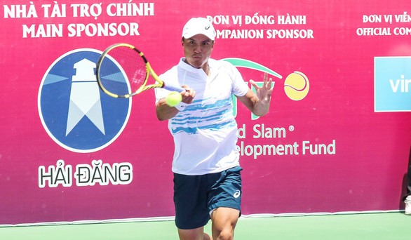 Lý Hoàng Nam đánh bại tay vợt số 2 Trung Quốc - Ảnh 2. Lý Hoàng Nam đánh bại tay vợt số 2 Trung Quốc - Ảnh 2.