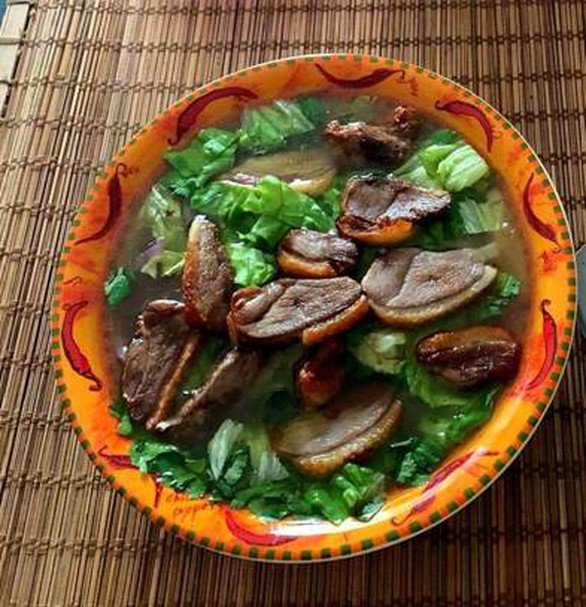 Phở giữa trời Tây vẫn giữ hồn Việt đấy thôi! - Ảnh 6. Phở giữa trời Tây vẫn giữ hồn Việt đấy thôi! - Ảnh 6.