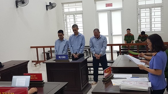 Thiếu nữ gọi người nhà đến chuộc thân, lộ kẻ mua dâm trẻ vị thành niên - Ảnh 1. Thiếu nữ gọi người nhà đến chuộc thân, lộ kẻ mua dâm trẻ vị thành niên - Ảnh 1.