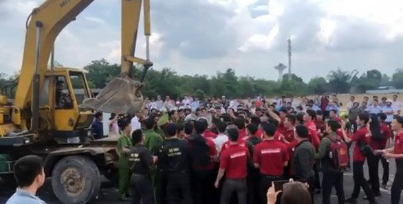 Ba anh em Nguyễn Thái Luyện tiếp tục bị điều tra vì xúi giục, kích động - Ảnh 2. Ba anh em Nguyễn Thái Luyện tiếp tục bị điều tra vì xúi giục, kích động - Ảnh 2.