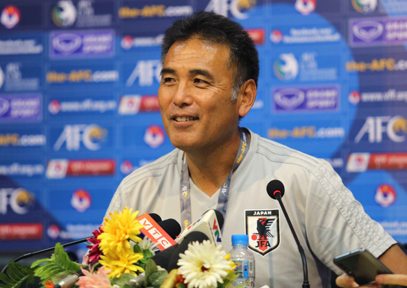 HLV U19 Nhật Bản: ‘Các cầu thủ Việt Nam kinh nghiệm hơn chúng tôi’ - Ảnh 1. HLV U19 Nhật Bản: ‘Các cầu thủ Việt Nam kinh nghiệm hơn chúng tôi’ - Ảnh 1.