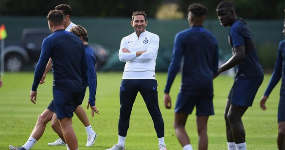 Cầu thủ Chelsea bị phạt gần 600 triệu đồng nếu đi tập muộn? - Ảnh 2. Cầu thủ Chelsea bị phạt gần 600 triệu đồng nếu đi tập muộn? - Ảnh 2.