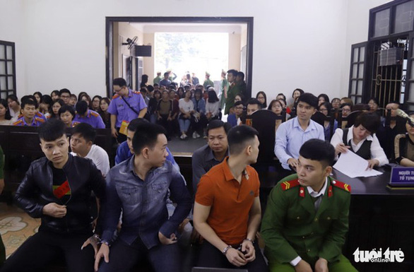 Khá Bảnh bị đề nghị mức án cao nhất 11 năm tù - Ảnh 5. Khá Bảnh bị đề nghị mức án cao nhất 11 năm tù - Ảnh 5.