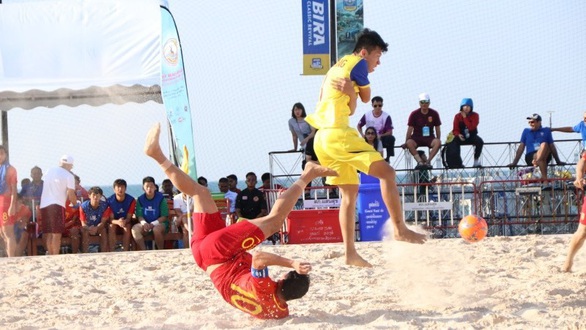 Việt Nam đánh bại Trung Quốc 7-5 ở Giải bóng đá bãi biển Đông Nam Á 2019 - Ảnh 1. Việt Nam đánh bại Trung Quốc 7-5 ở Giải bóng đá bãi biển Đông Nam Á 2019 - Ảnh 1.