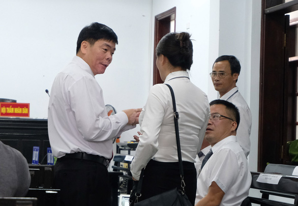 Vợ chồng luật sư Trần Vũ Hải bị phạt 12 tháng cải tạo không giam giữ - Ảnh 2. Vợ chồng luật sư Trần Vũ Hải bị phạt 12 tháng cải tạo không giam giữ - Ảnh 2.