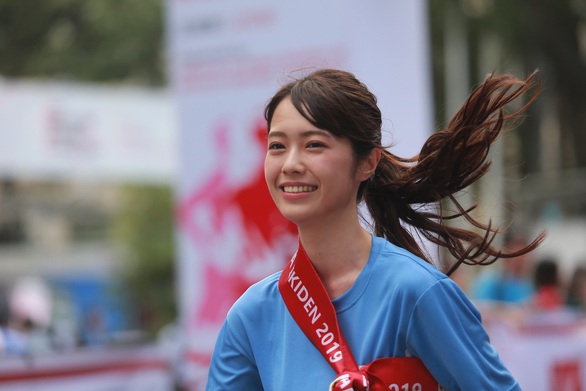 Giải chạy Kizuna Ekiden 2019: Ngày hội thể thao gắn kết tình hữu nghị - Ảnh 25. Giải chạy Kizuna Ekiden 2019: Ngày hội thể thao gắn kết tình hữu nghị - Ảnh 25.