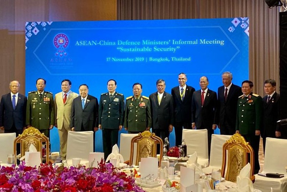 ASEAN tăng cường hợp tác quốc phòng với Trung Quốc, Nhật Bản và Mỹ - Ảnh 1. ASEAN tăng cường hợp tác quốc phòng với Trung Quốc, Nhật Bản và Mỹ - Ảnh 1.