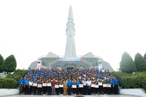 Hội ngộ những bí thư chi đoàn giỏi toàn thành năm 2019 - Ảnh 1. Hội ngộ những bí thư chi đoàn giỏi toàn thành năm 2019 - Ảnh 1.