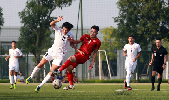 Cầu thủ Việt kiều Martin Lò bị loại khỏi danh sách dự SEA Games 2019 - Ảnh 1.