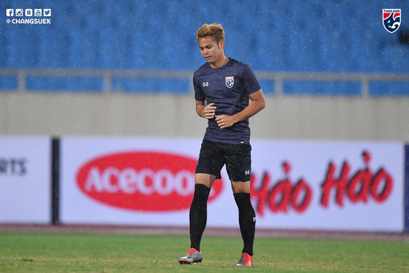 Đội tuyển Thái Lan mất hậu vệ số 1 Bunmathan ở vòng loại World Cup 2022 - Ảnh 1.