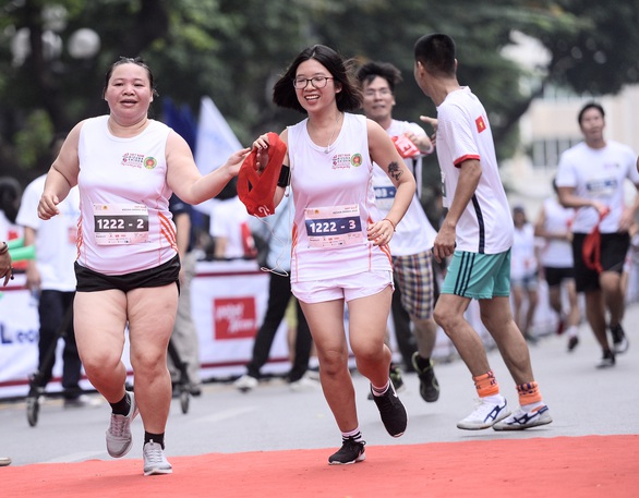 Kizuna Ekiden qua ống kính Nguyễn Á - Ảnh 3. Kizuna Ekiden qua ống kính Nguyễn Á - Ảnh 3.