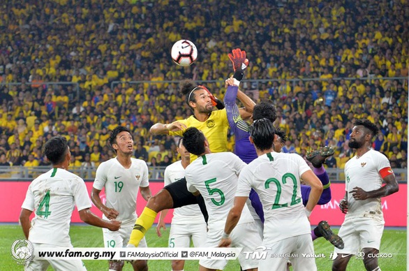 Safawi Rasid lập cú đúp giúp Malaysia vươn lên nhì bảng G - Ảnh 1. Safawi Rasid lập cú đúp giúp Malaysia vươn lên nhì bảng G - Ảnh 1.