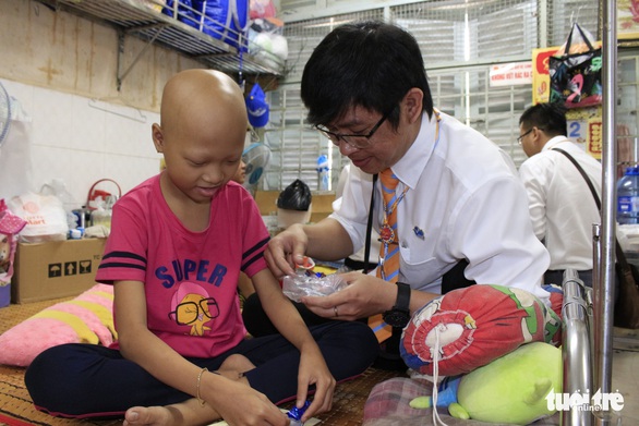 Đại biểu Hội Liên hiệp thanh niên TP.HCM vui chơi cùng bệnh nhi ung thư - Ảnh 6. Đại biểu Hội Liên hiệp thanh niên TP.HCM vui chơi cùng bệnh nhi ung thư - Ảnh 6.