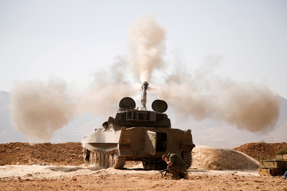 Israel phóng tên lửa tấn công quân đội Syria và Iran - Ảnh 3. Israel phóng tên lửa tấn công quân đội Syria và Iran - Ảnh 3.