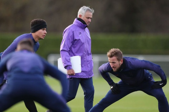Chờ hiệu ứng của Mourinho - Ảnh 1. Chờ hiệu ứng của Mourinho - Ảnh 1.