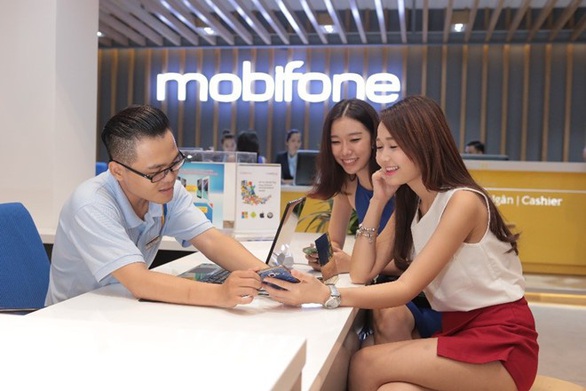 MobiFone đãi khách hàng nhân dịp cuối năm - Ảnh 2. MobiFone đãi khách hàng nhân dịp cuối năm - Ảnh 2.