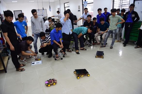 Tất cả sự cố tại Bình Dương chỉ cần gọi đường dây nóng 1022 - Ảnh 5. Tất cả sự cố tại Bình Dương chỉ cần gọi đường dây nóng 1022 - Ảnh 5.
