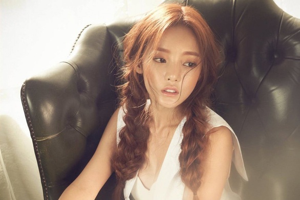 Cảnh sát họp báo về cái chết của Goo Hara, tìm thấy thư tuyệt mệnh - Ảnh 2. Cảnh sát họp báo về cái chết của Goo Hara, tìm thấy thư tuyệt mệnh - Ảnh 2.