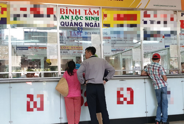 Nhiều hãng xe Bến xe Miền Đông mở bán vé Tết Canh Tý 2020 - Ảnh 1. Nhiều hãng xe Bến xe Miền Đông mở bán vé Tết Canh Tý 2020 - Ảnh 1.