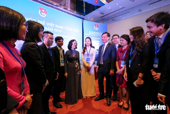Chính thức khai mạc Diễn đàn Trí thức trẻ Việt Nam toàn cầu lần thứ hai - Ảnh 3. Chính thức khai mạc Diễn đàn Trí thức trẻ Việt Nam toàn cầu lần thứ hai - Ảnh 3.