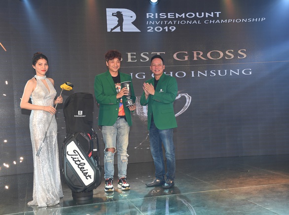 Giải Golf 70 tỉ - Ngày hội của những trái tim nóng - Ảnh 4. Giải Golf 70 tỉ - Ngày hội của những trái tim nóng - Ảnh 4.