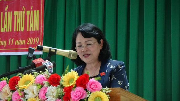 ‘Sao quốc lộ đoạn đầu và cuối đẹp nhưng giữa thì quá xấu’ - Ảnh 3. ‘Sao quốc lộ đoạn đầu và cuối đẹp nhưng giữa thì quá xấu’ - Ảnh 3.