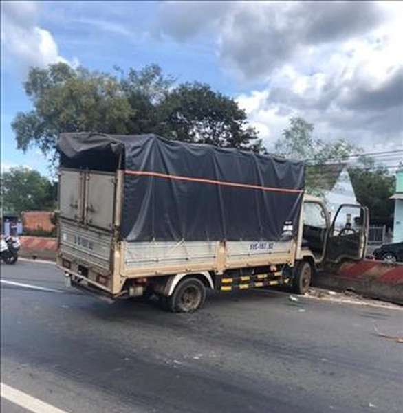 Cướp xe tải chạy về hướng TP.HCM, được hơn 20km thì... bị bắt - Ảnh 2. Cướp xe tải chạy về hướng TP.HCM, được hơn 20km thì... bị bắt - Ảnh 2.